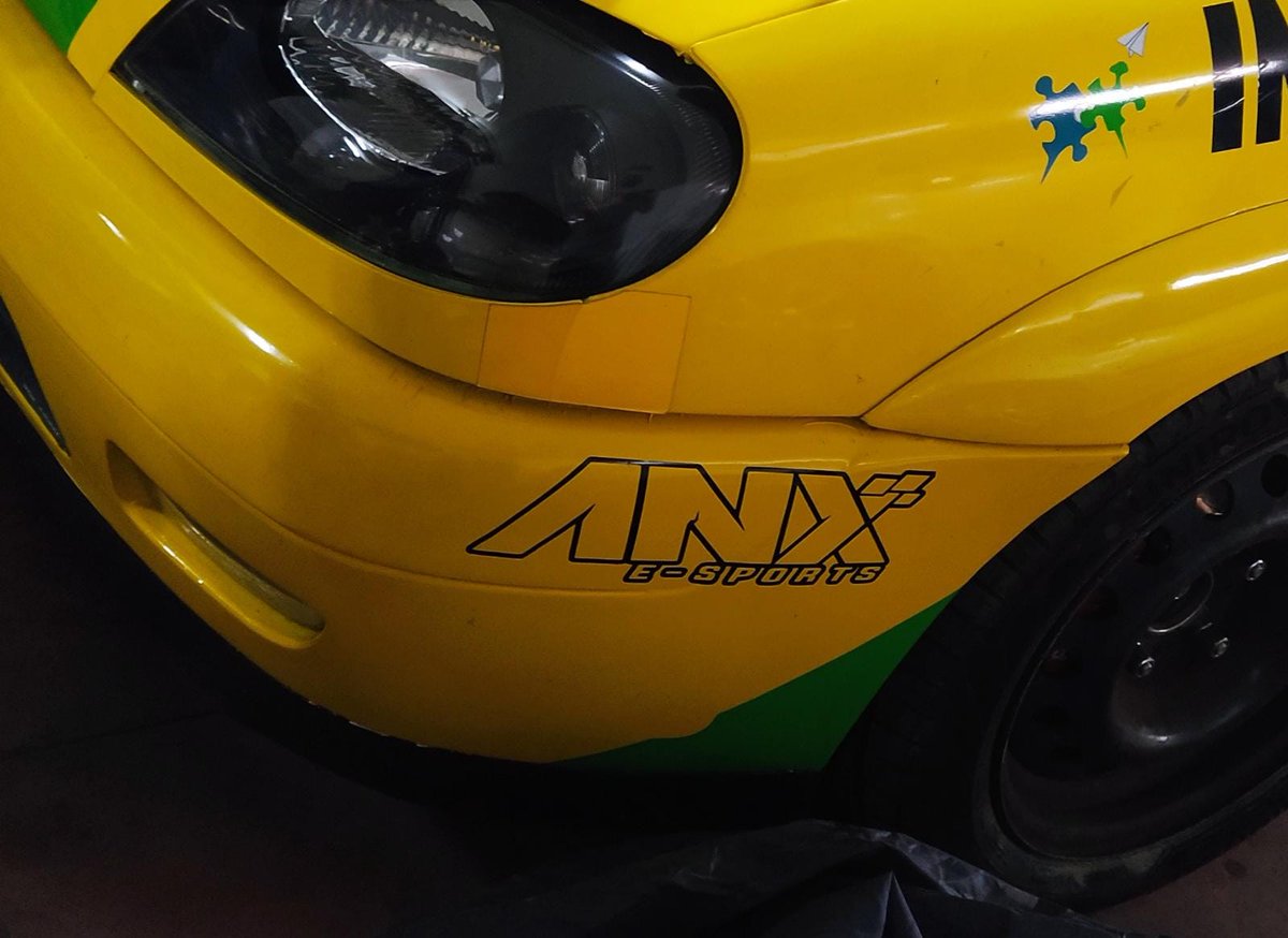 Este finde tendremos a uno de nuestros compañeros corriendo el Rally de Jerez real, y vamos a estar subidos con el. ¡¡¡ Vamos <a href="/currosportSim/">Curro 'Currosport' Reyes</a> suerte, vamos con todo !!!

#YellowANX

@KronosSimracing