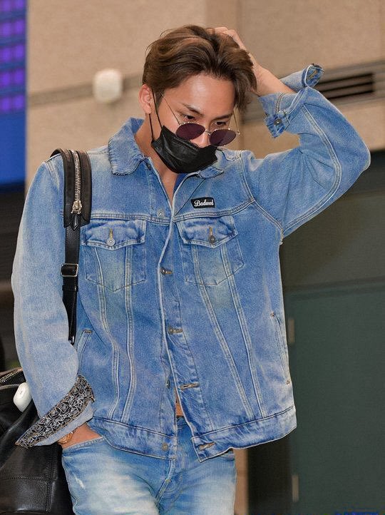 iconickpopfits's tweet photo. 29 . SEVENTEEN Mingyu - 190820 : https://t.co/rKa6kCB2rV