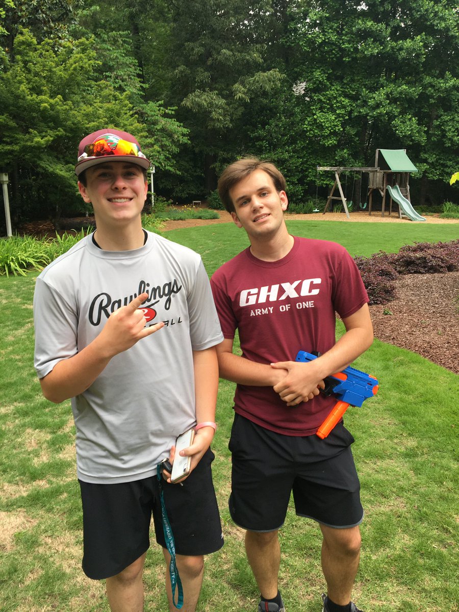 StrappingWaping's tweet photo. sorry jake! @gh_nerf https://t.co/xQNHorhKQC