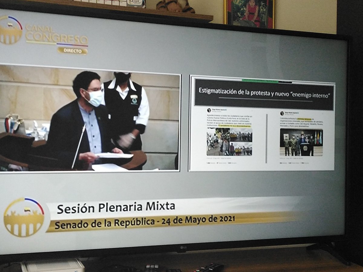 AlejandroHer_UP's tweet photo. #FueraMolano su gestión es deficiente. Nacer en el hospital militar no le da derecho de asesinar, fuera cupula militar. https://t.co/uffwbkbKLi