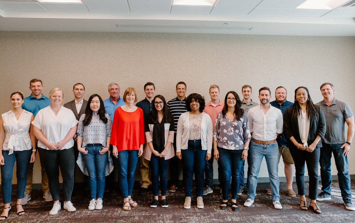 Last week we had the pleasure of getting together for our annual company meeting! We met face to face for the first time in over a year to strengthen our team, discuss and solve problems, and create a strong roadmap for the future.