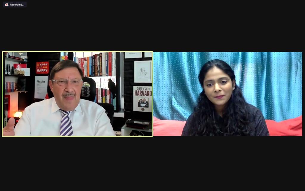 PriyaRahul_2020's tweet photo. When an interview turns to be a passionate conversation!Thank u @maxbehar for your insights and empowering women around you, gracefully! #feminism #women #entrepreneur #Communication @prpoint @NGPLForum @srisriniii @srimaanofficial #motivation #business #success #DigitalMarketing https://t.co/nNQqwBw5G8
