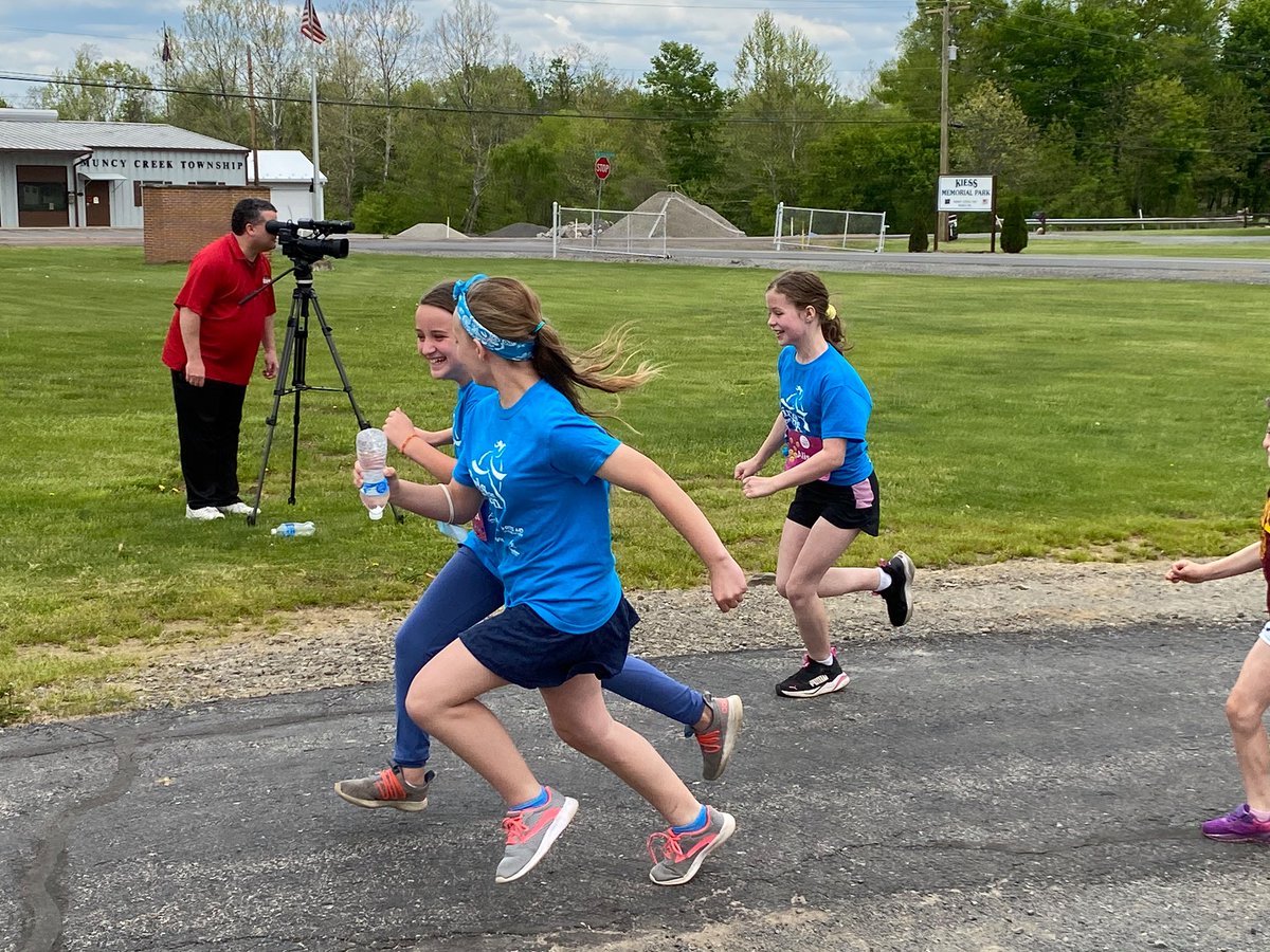 sjnra1's tweet photo. Our SJN Girls on the Run team completed their nine week program with a 5K held last weekend at Kiess Park in Muncy. Check out @wbrewyou tonight at 6 p.m. for a story about our girls, who were interviewed by reporter @JoeGarrisonNews.

@GOTRI
#NeumannPride   
#NeumannFamily https://t.co/BiJ3d9FIIc