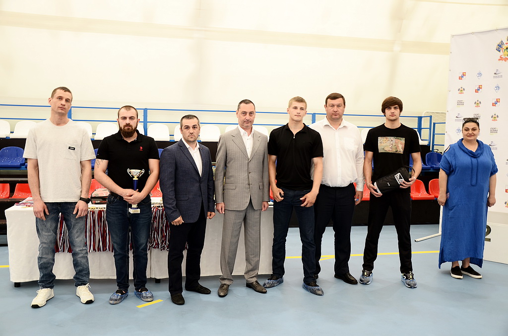 В Сочи стартовал чемпионат и первенство города по кикбоксингу
teplyakov.info/2021/05/24/v-s…