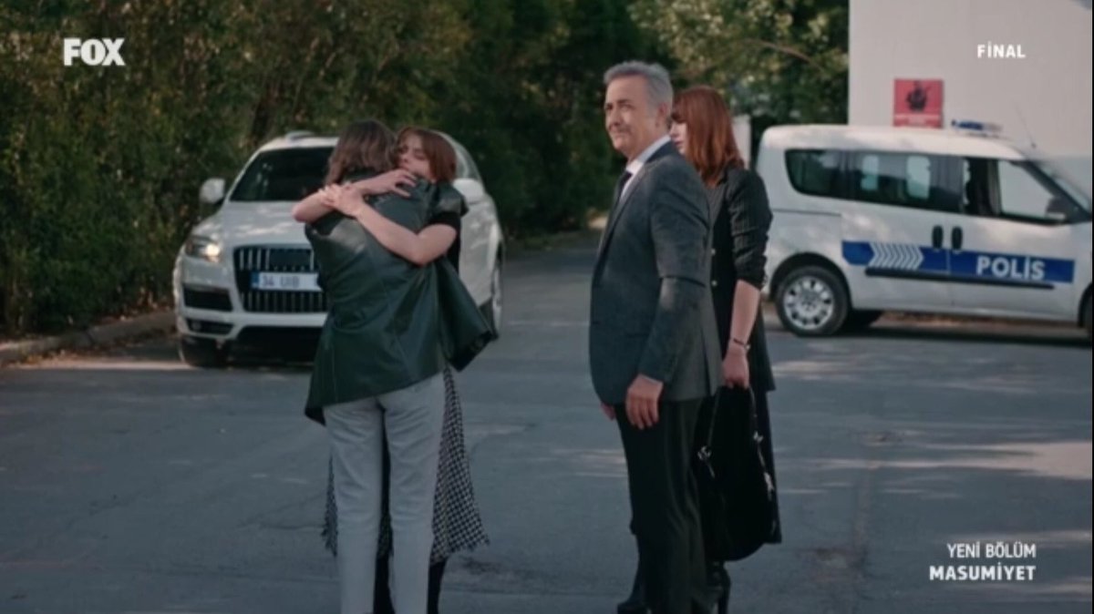 pembepanterrs's tweet photo. Bir adamın esiri iki kadın, hayatlarınız boyunca birbirinize sımsıkı sarılır hiç ayrılmazsınız umarım.

#MasumiyetFinal https://t.co/qJx7Yin1Ty
