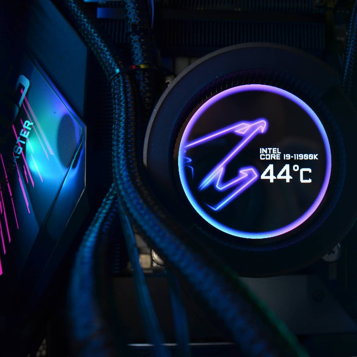 GoodGamingPC's tweet photo. @Aorus water cooling, looking great as usual :) https://t.co/Aj4MG0Vmrp