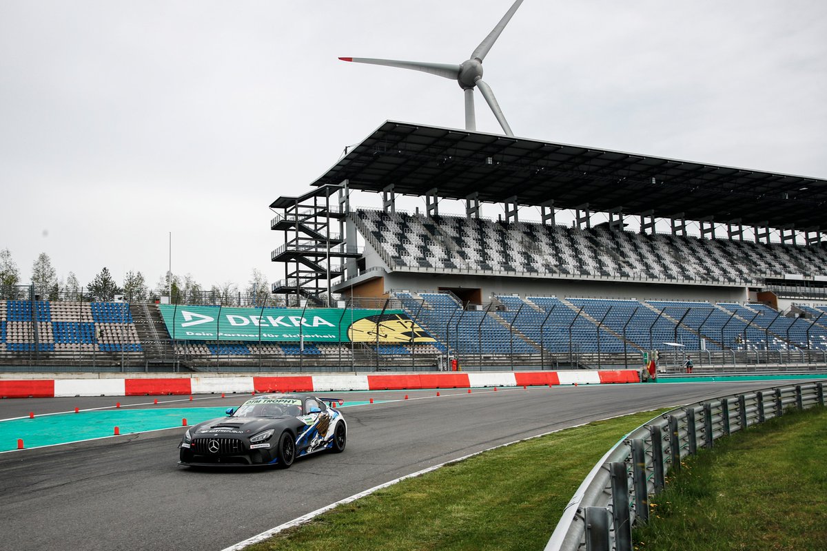 DTMTrophy tweet media