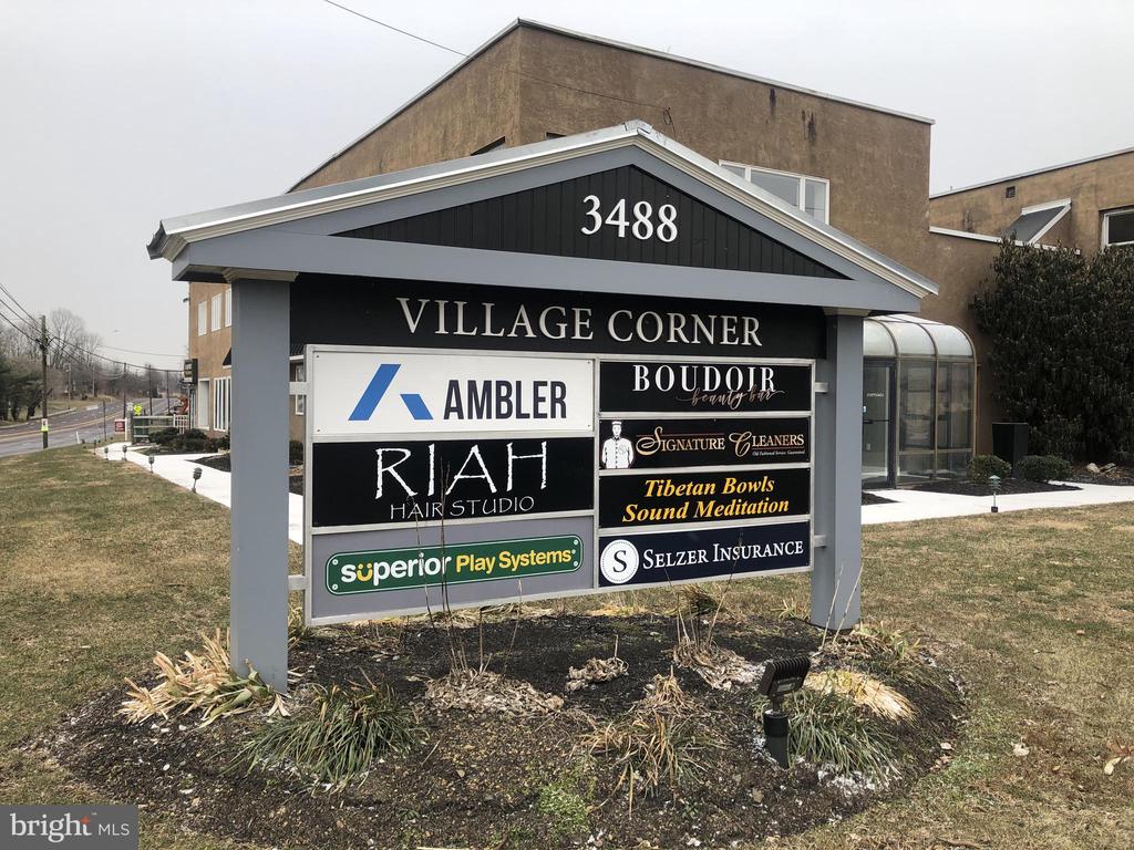 ClassHarlan's tweet photo. #ClassHarlanRealEstate Proudly offered for $1,425. 3488 York Road # BLDG A, C1 in #Furlong. Call us at 215-348-8111 to schedule a showing! https://t.co/syDDa02gap
