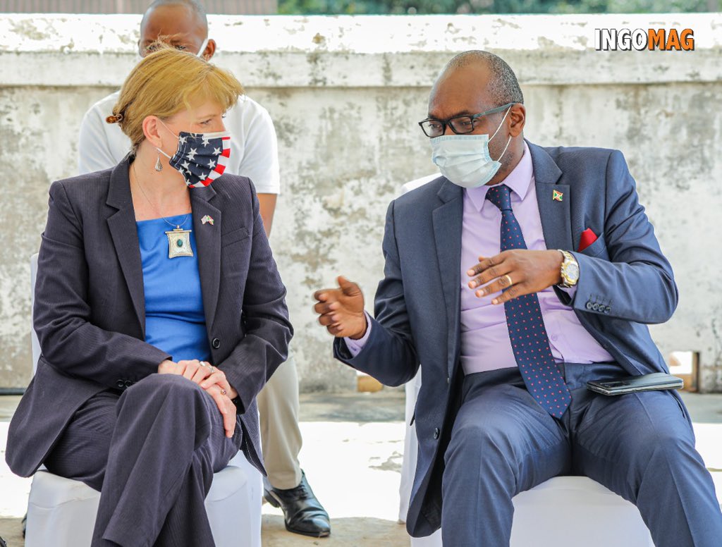 willynyamitwe's tweet photo. Ce lundi 24 mai, aux côtés de l’Ambassadeur des Etats-Unis au #Burundi Mme Mélanie Higgins, j’étais heureux de participer au lancement de l’application #podica conçue par @JimbereMag https://t.co/mhhPvacvmb