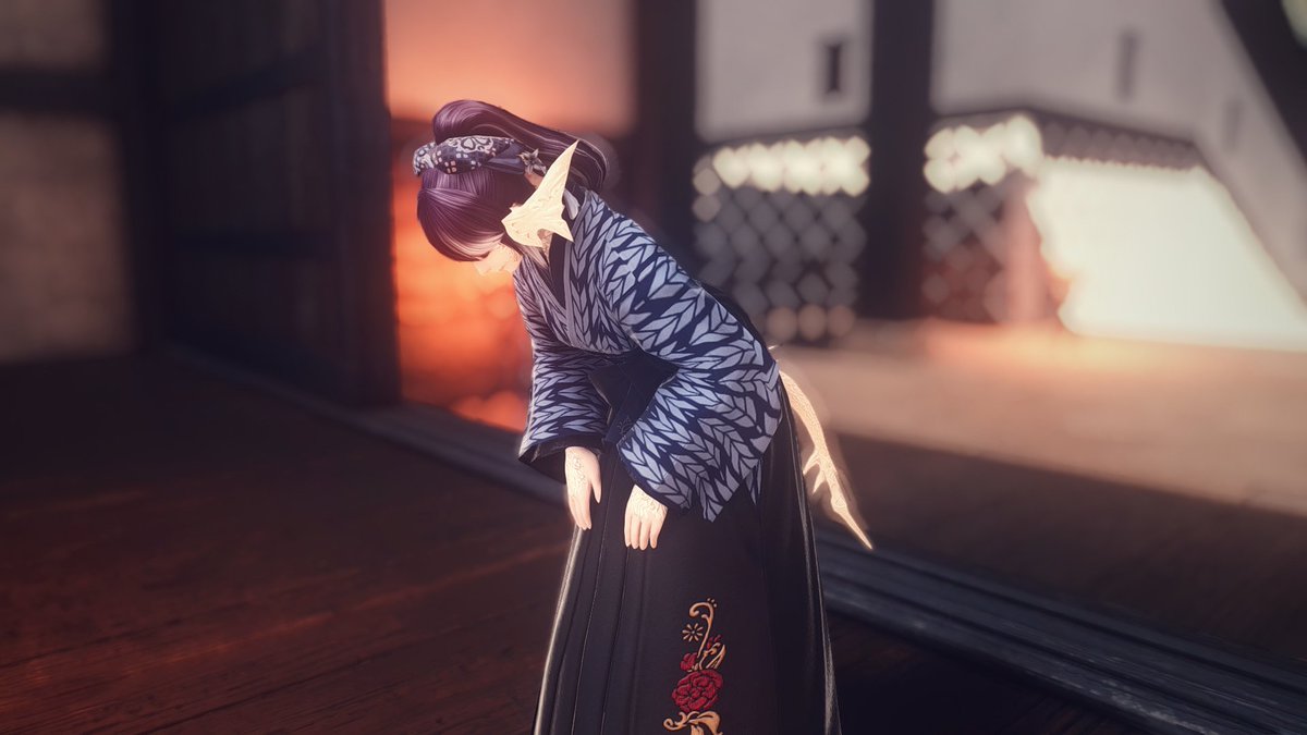 KanoSumire's tweet photo. Sumire is visiting a good friend in Kugane. And that friend is questioning the relationship with Kaishan.
("No hard feelings Sumire, but he is a Xaela. He was raised different than us.")
Sumire ist not pleased at all. https://t.co/4mGtQoM0Vl