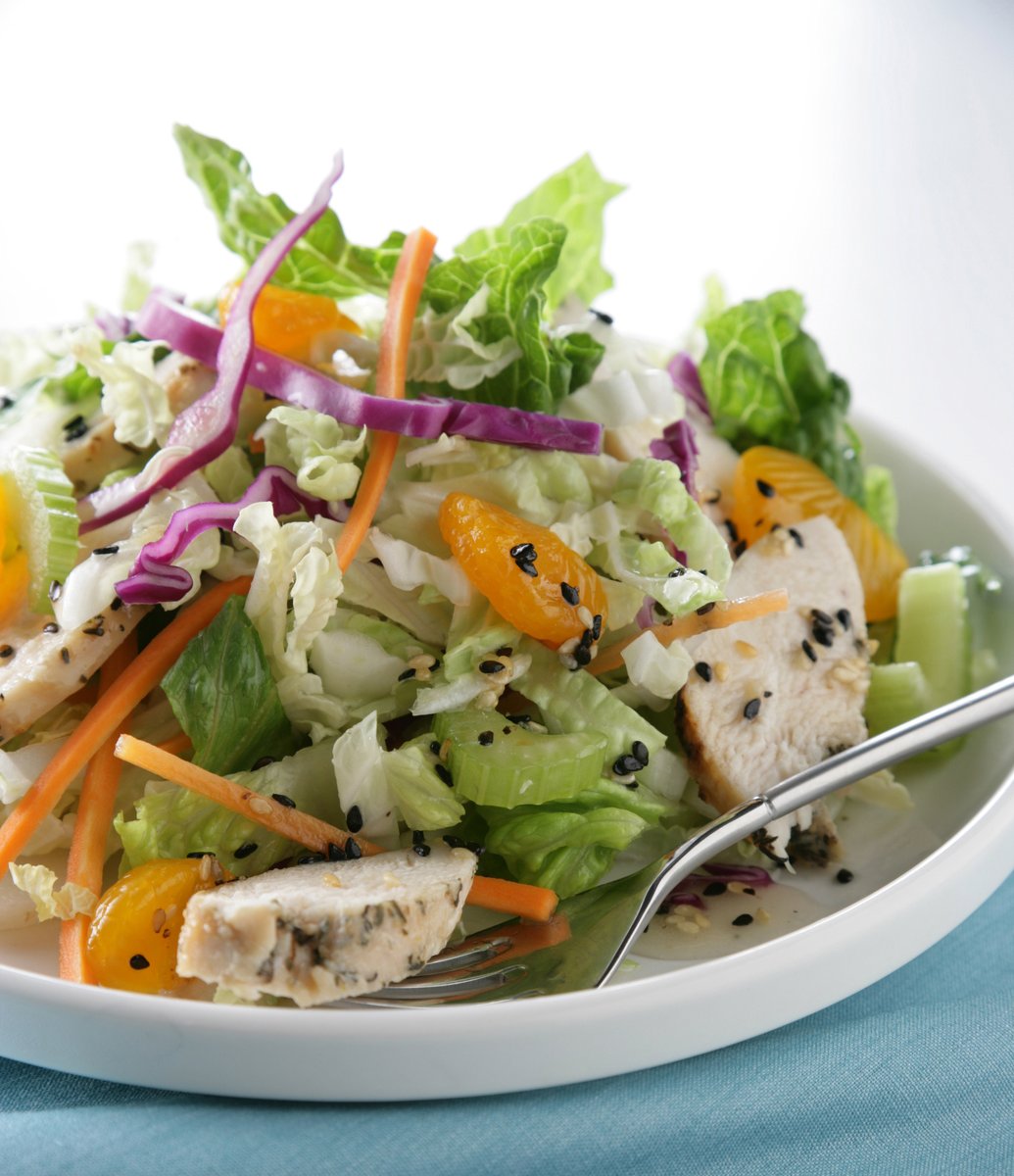 DishDLish's tweet photo. ✈️Start your trip at Seatac Airport with a stop by @DishDLish and load up on all of your favorite travel snacks! Our Pacific Rim Chicken Salad is the perfect combination of Herb Roasted Chicken Breast, Mandarin Oranges, Crisp Veggies, and Toasted Sesame Dressing! https://t.co/6DBllVsNwu