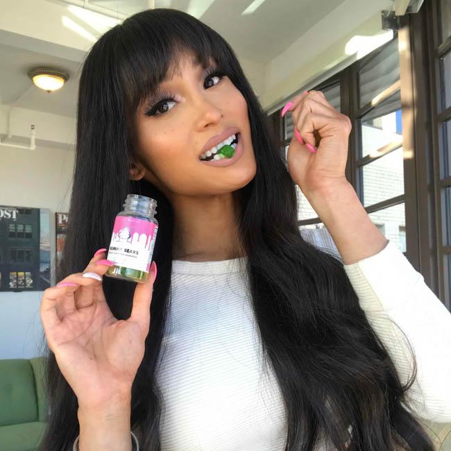 What is the Best CBD for Skin Care? We Rank the Top 5 CBD Skin Care Products sugarandkush.com/blogs/cbd-oil-… Read all the 5 Star Sugar and Kush CBD Reviews! #SugarandKush #CBD #CBDEdibles