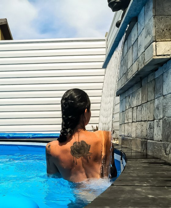 Just a perfect day for a good swim ☀️👙 Come and see me swiming naked, recording under water 🤤🔞 Link bellow🤫 #swim<a href="/tag/summer"class="tags"><span>#summer</span></a><a href="/tag/hot"class="tags"><span>#hot</span></a><a href="/tag/inked"class="tags"><span>#inked</span></a><a href="/tag/pool"class="tags"><span>#pool</span></a><a href="/tag/tattooedbabes"class="tags"><span>#tattooedbabes</span></a><a href="/tag/vibes"class="tags"><span>#vibes</span></a>