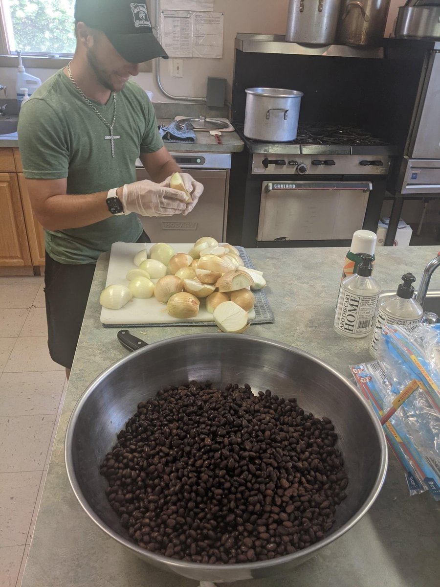 We have served over 3000 free meals to the WNY community!!!  Tonight, we will be out at Amherst High School on Main Street, again, serving free meals from 5-7 pm (or until we run out of food). Come and see us!
