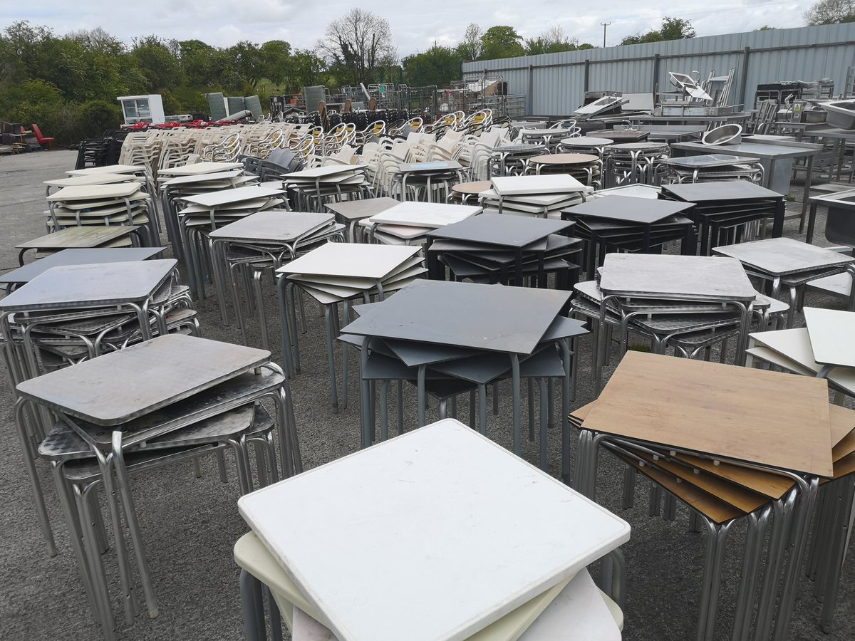 usedpub's tweet image. #TonightVMTV
THOUSANDS of outdoor tables and chairs available for sale from Used Pub and Hotel Equipment in Kilbeggan
#outdoordining
#outdoordrinks