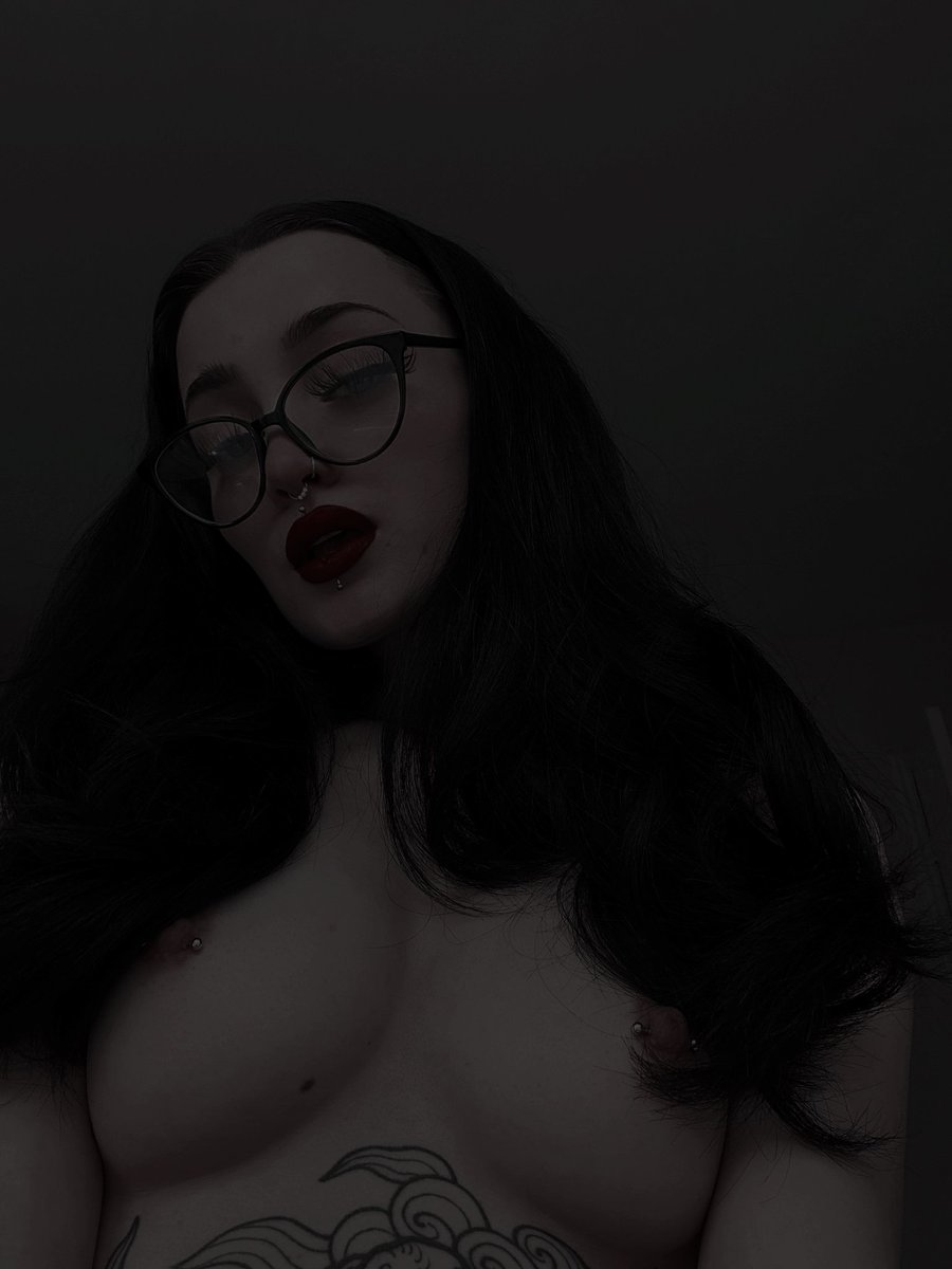 ᅠ
ᅠ
ᅠᅠᅠᅠ  
ᅠ
                             ╱╱
ᅠ
ᅠ
ᅠᅠᅠᅠ  
ᅠ