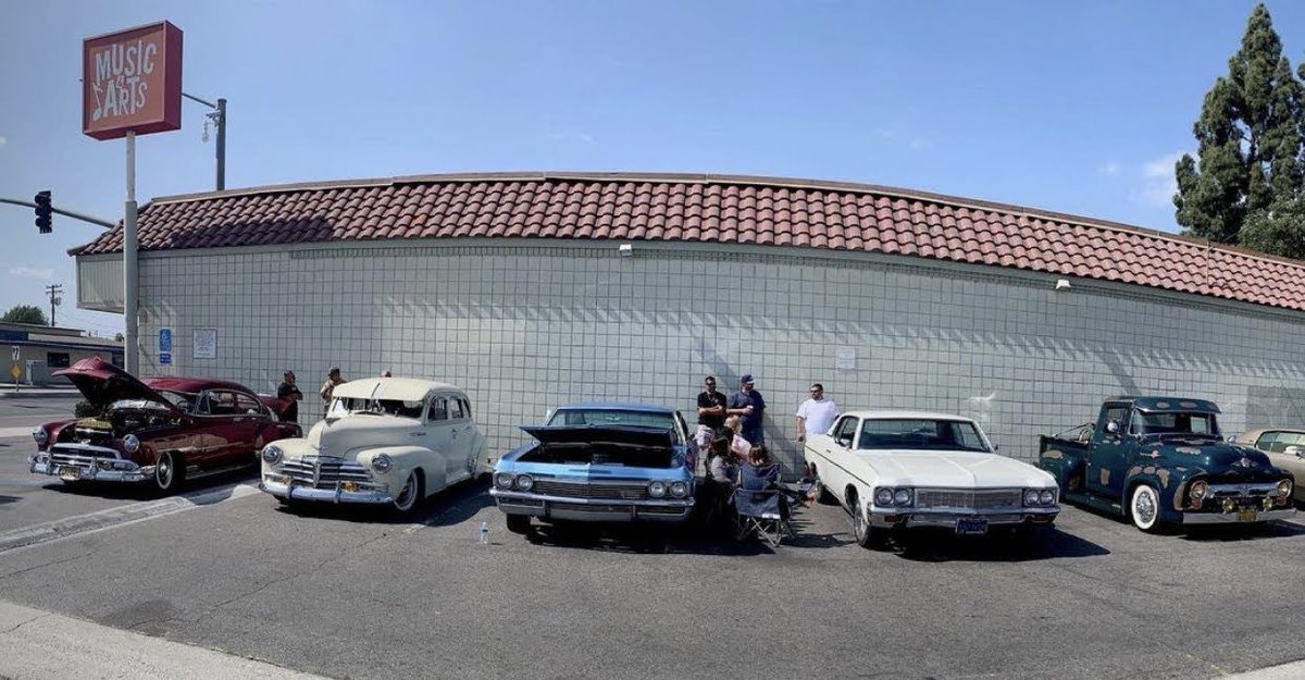 Our fundraiser was a huge success!

🙏Thank you to all that dined with us &amp; supported our program &amp; community.

Thank you El Ranchito for hosting and to the family, parents &amp; booster club team.

Photos from this weekend👇👀

#KatellaFamily👨‍👩‍👧‍👦
#KTown🏈
#BuildingChampionsforLife🏅