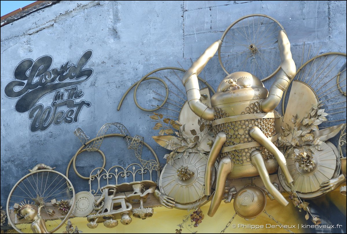 kinenveux's tweet photo. #lordinthewest #larochelle #StreetArt #Graffiti Jam c'est fini et c'est Bôooooooo .... Merci les zaaartists 👍 https://t.co/0lnfuDVIHr