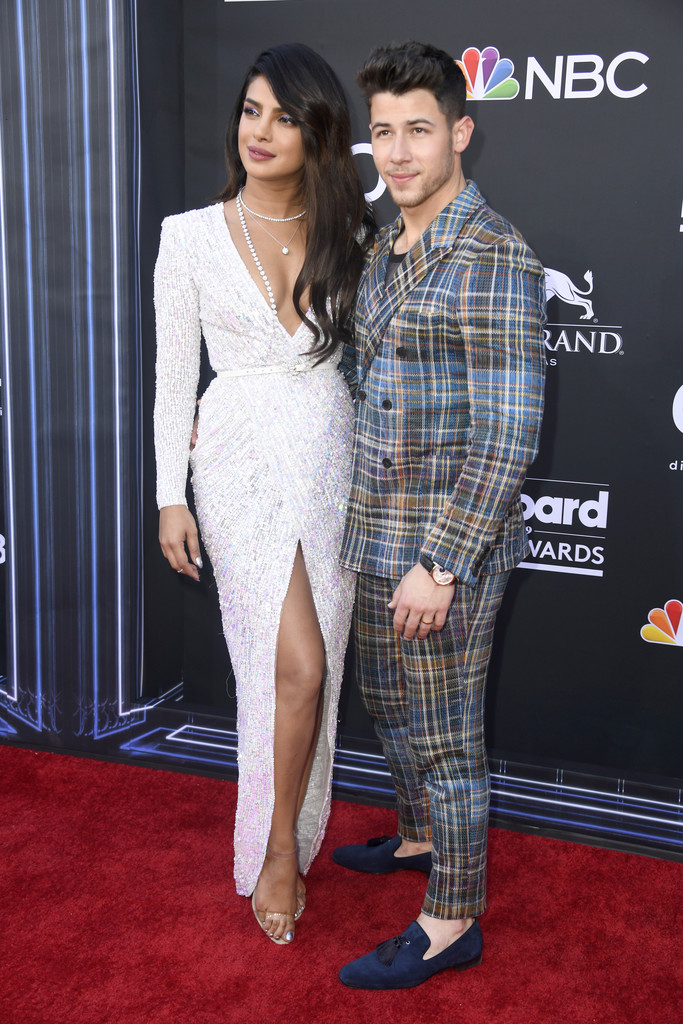 NickJFr's tweet photo. #BBMAs : 2016 / 2018 / 2019 / 2021 https://t.co/t39wpj82DT