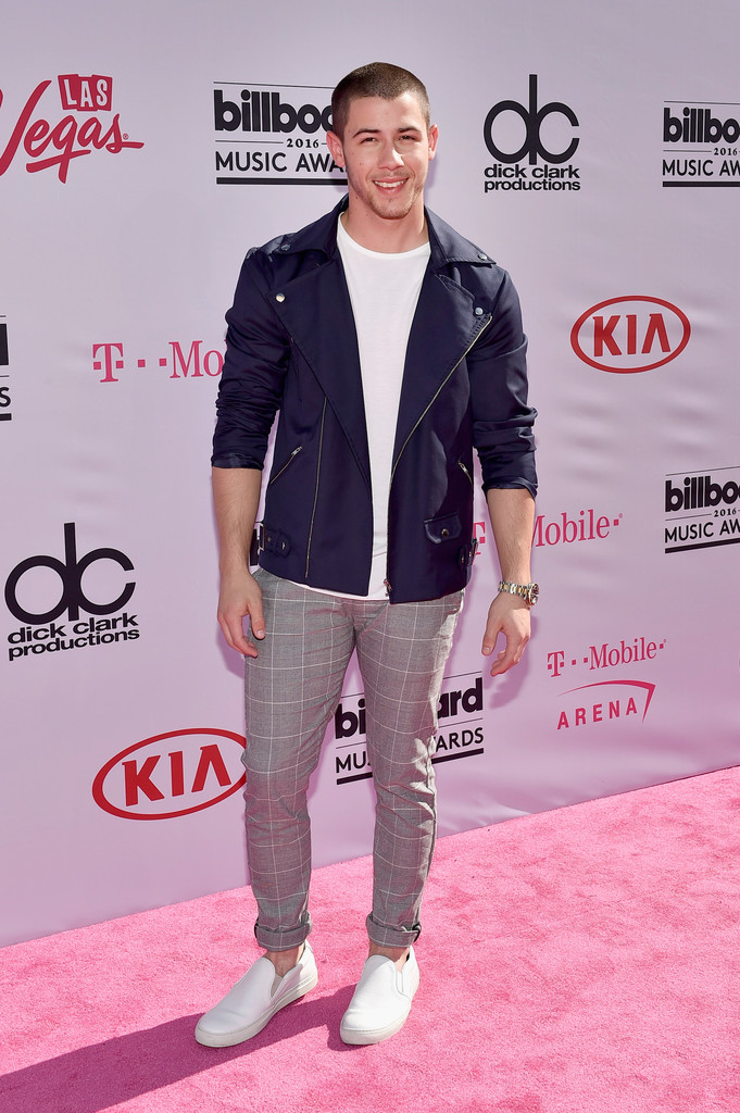 NickJFr's tweet photo. #BBMAs : 2016 / 2018 / 2019 / 2021 https://t.co/t39wpj82DT