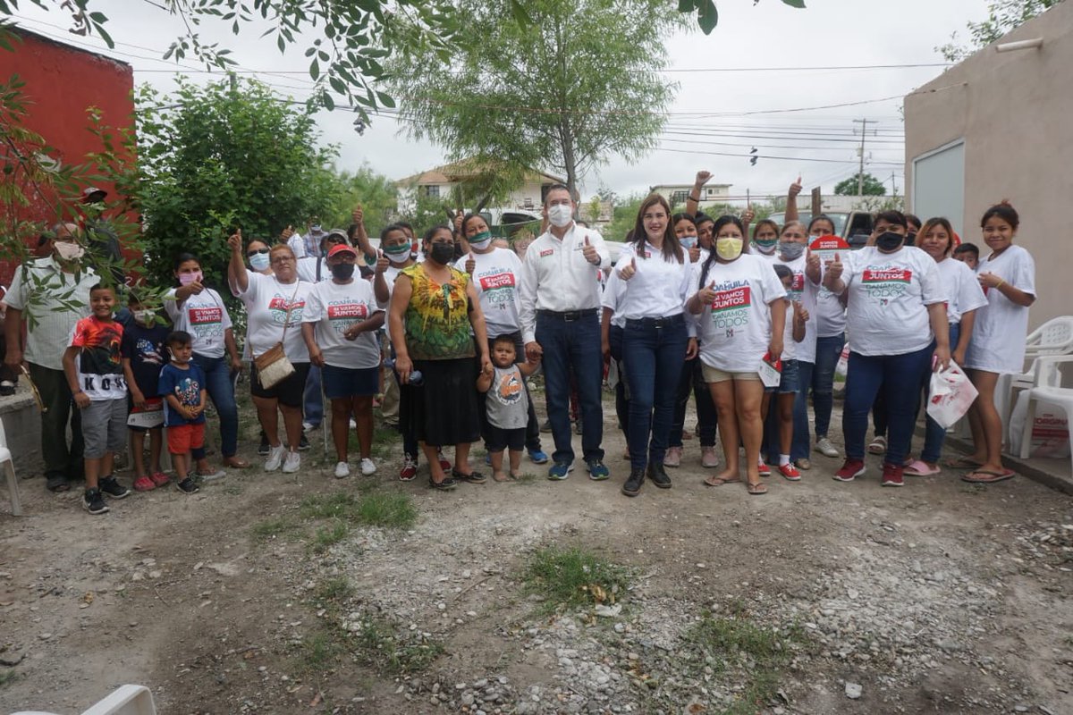 #Elecciones2021 | #Acuña | Reciben familias a @GeorginaCano con entusiasmo en #Fracc "La Ribera", "Cedros" y "Veracruz".
m.facebook.com/story.php?stor… #RTNews #Saltillo