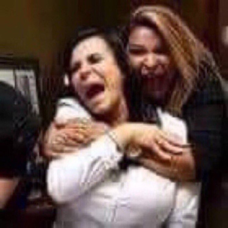 Flaatc's tweet photo. A Marcia é foda kkkk quem falou primeiro da filha foi a própria Debora mesmo kkkkkk eu quero é fogo nessa casa #HomensPower https://t.co/UE9Nznt59E