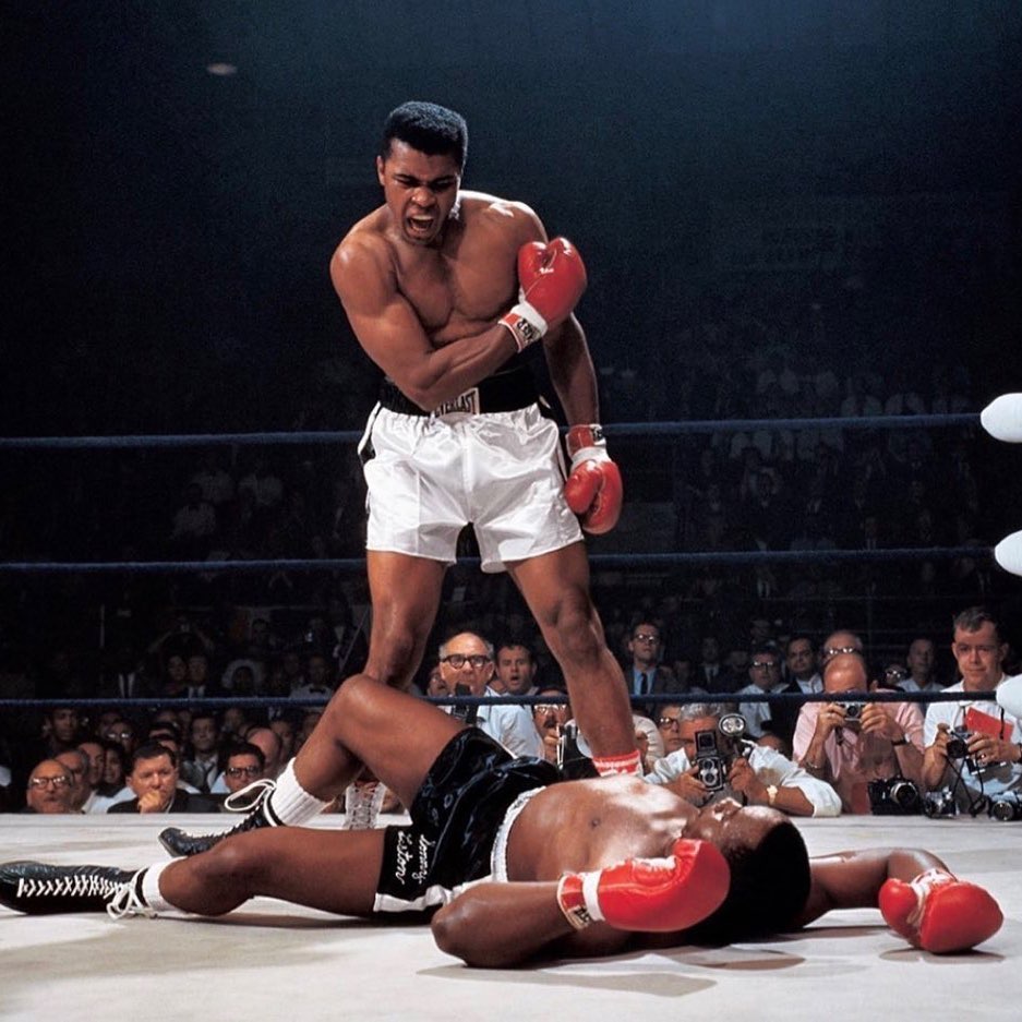 DAZNBoxing's tweet photo. On this date in 1965.

𝐈𝐂𝐎𝐍𝐈𝐂. (📷: Neil Leifer) https://t.co/4m80YrfP63