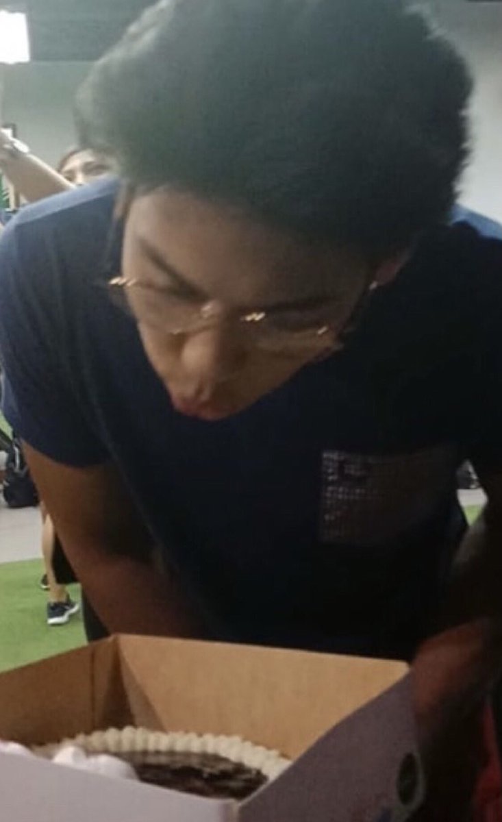 RRUnitedOfc's tweet photo. 4 years streak na kaming present sa birthday mo @_ricciiirivero  yay 🥳 To more birthdays to come 🥰 Hope you always feel loved cheers to your Jordan year, Happy Happy Birthday Ssob 🍻 

#TwenThreeCci

@96iUyRivero 
@ruzcko_rivero https://t.co/GEQEFNLusR