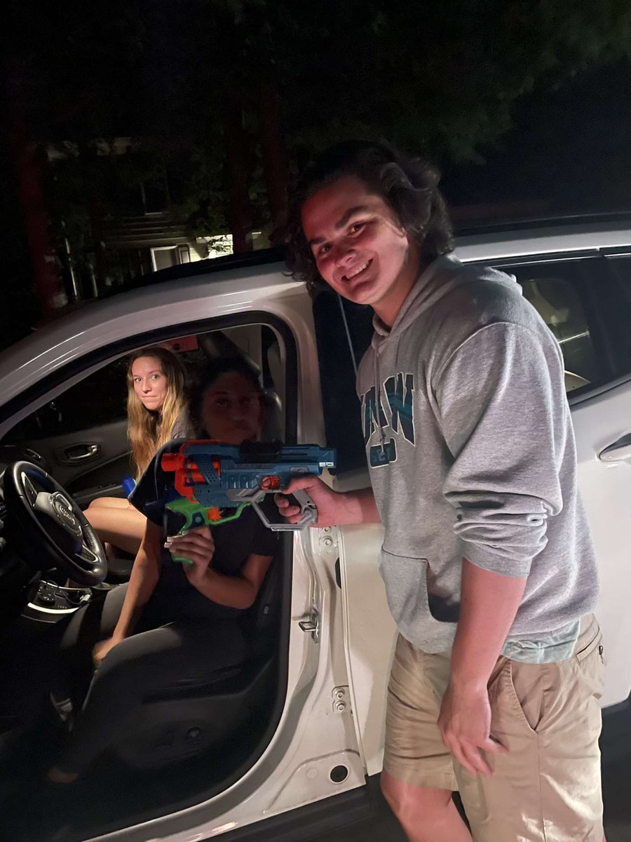 glocked_loaded's tweet photo. @gh_nerf @battle_babes sorry your plan backfired 🤷‍♀️🤷‍♀️😕 https://t.co/HDQMG7tbdP