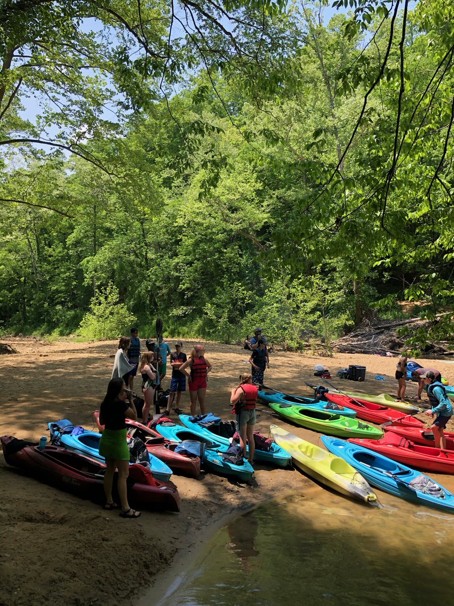 TimAlfordTLS's tweet photo. River and campground https://t.co/IAROcWdAhF
