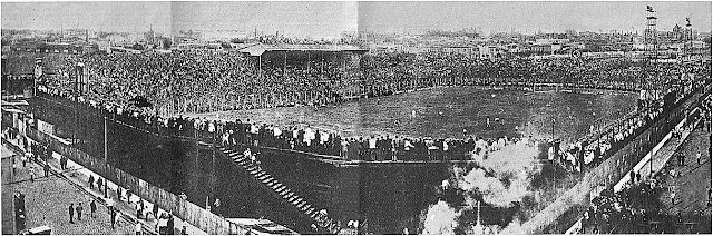 FutbolZoneArg's tweet photo. The early days of La Bombonera 

🔵🟡

(📷 1928) https://t.co/6hVxRjG3rJ