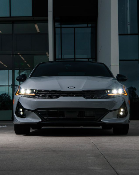 KiaMankato's tweet photo. Bring on the night! 

#MondayMotivation #KiaK5 #K5 #Kia #Mankato https://t.co/uyiAD7p5g2