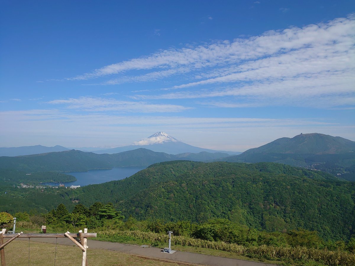 nsr9494's tweet photo. お早うございますm(__)m
本日も大観山の絶景頂きました😃 https://t.co/lnjf3ngJ3W