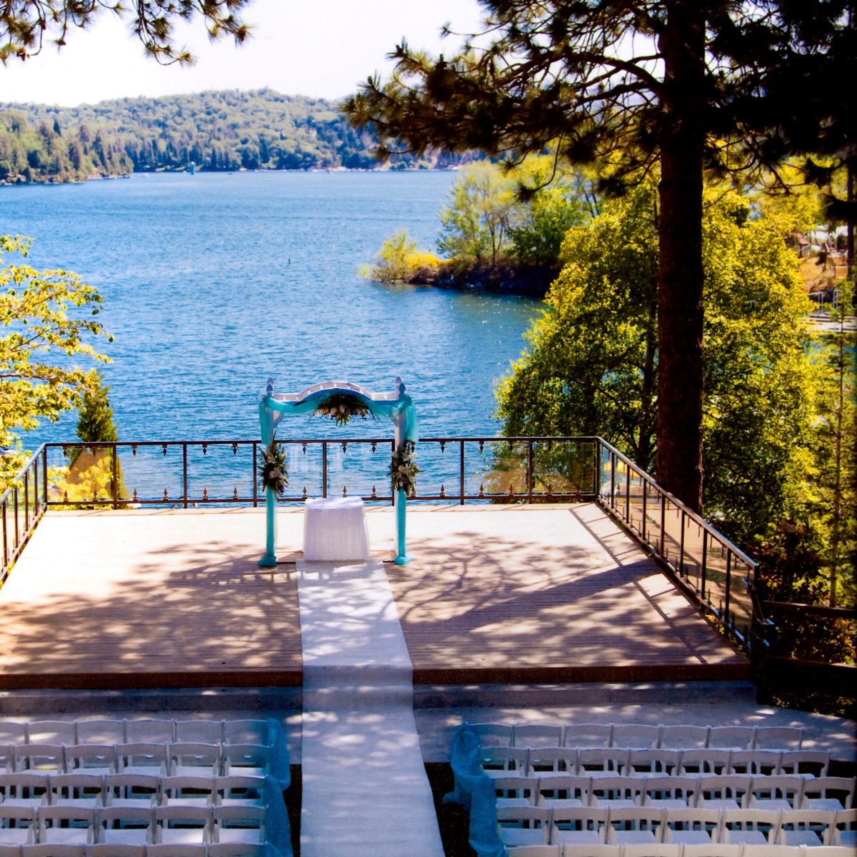 Wonderful brides deserve wonderful venues. 💗

#ilovelakearrowhead #lakearrowhead #maketheescape #escapetothelake #myparadise #lakedays #lakelife #peaceandquiet #benchmarkresortsandhotels #benchmarkresorts