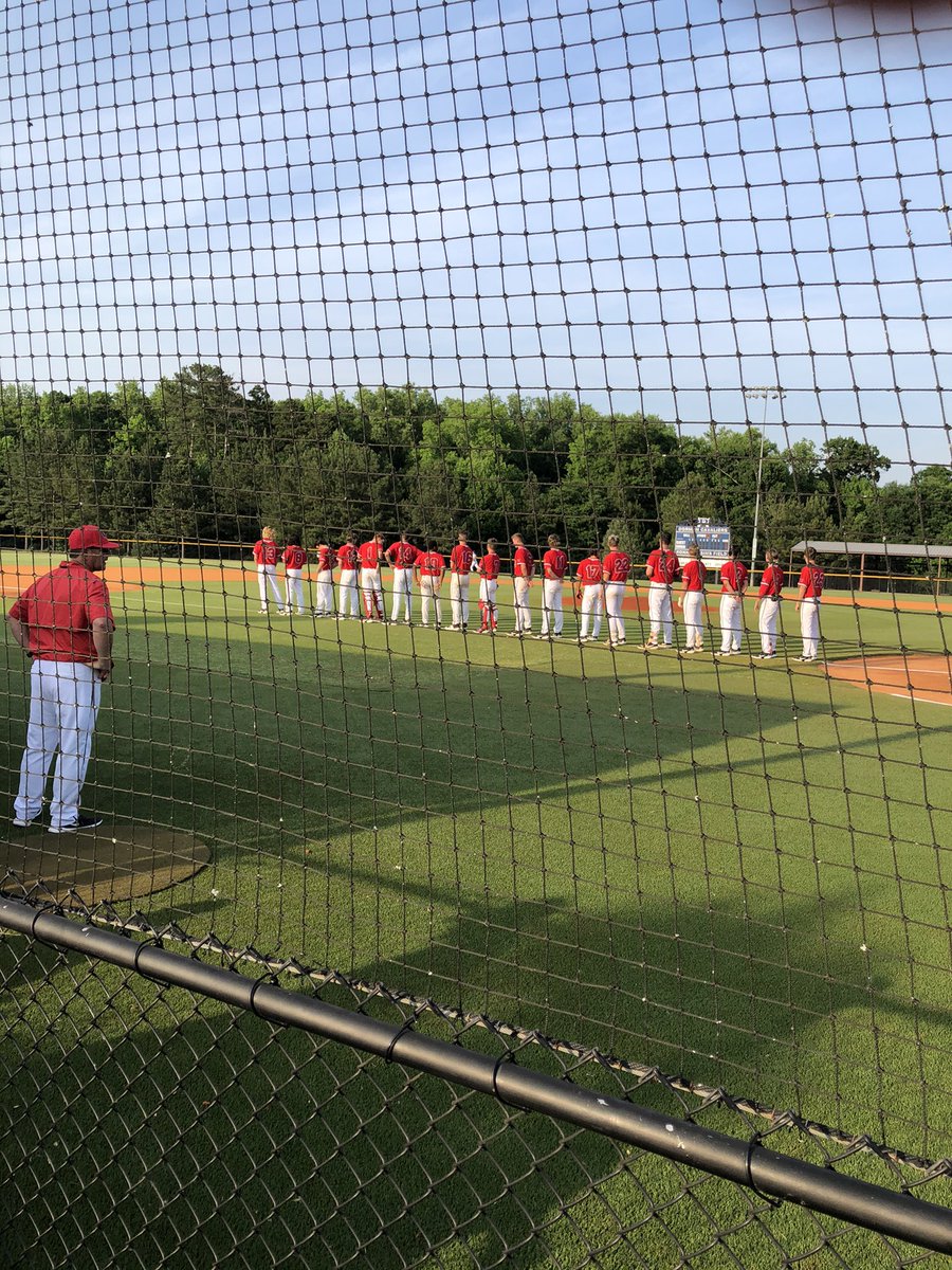 JohnCalvert24's tweet image. Let’s go win this game. #HHSRamsBaseball #hillcrestbsbl #UpperState