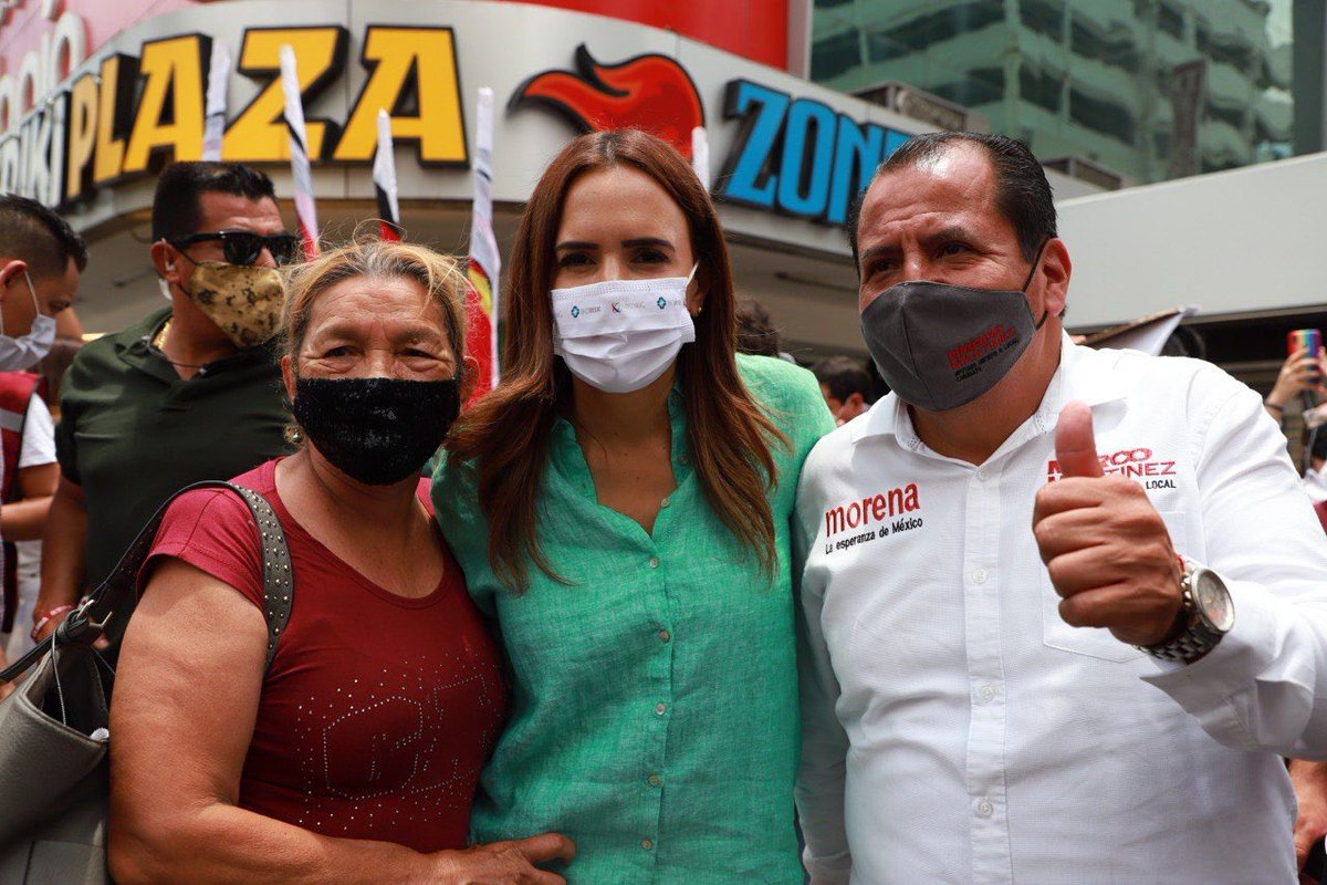 claraluzflores's tweet photo. Mi gobierno pondrá en el centro a las personas y atenderá primero a los más vulnerables. Vamos a construir un Nuevo León con oportunidades para todos, donde nadie se quede fuera.

¡No te voy a fallar!

#EquipoPorNuevoLeón
#ClaraGobernadora
#VotaClara https://t.co/W4m66SQicF