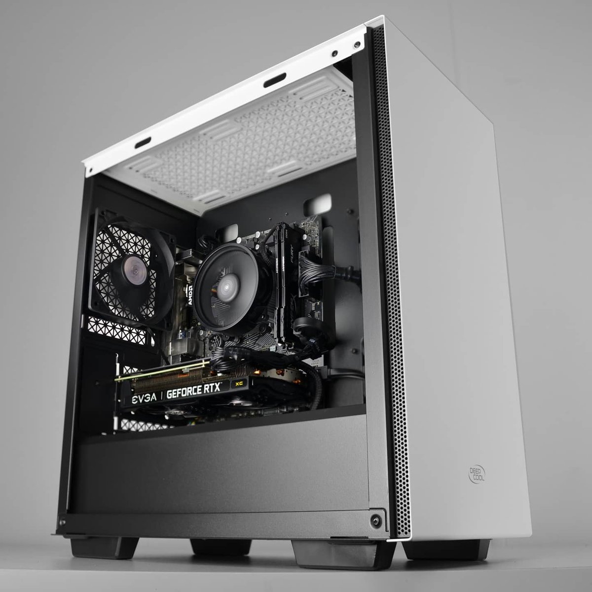 GoodGamingPC's tweet image. Quick @Deepcoolglobal build in white :)