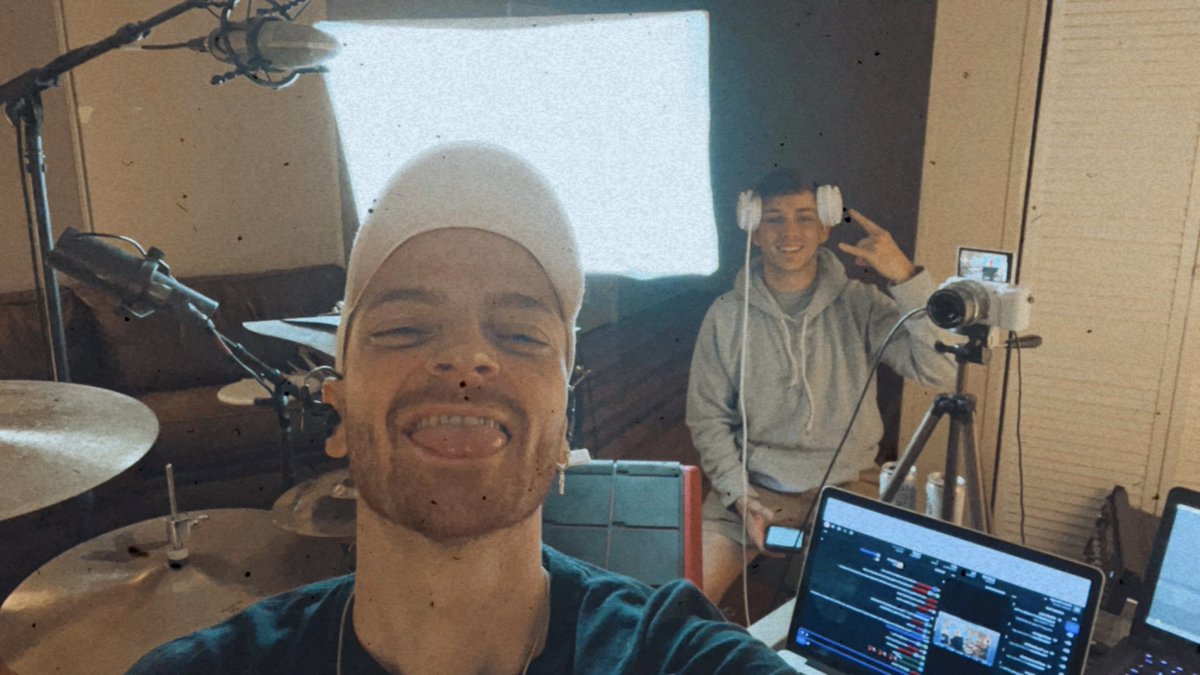 JoshManuel's tweet photo. Live! Drum stream with @kodys550 🥁 https://t.co/pUqwUnndOO 🐆 Come request some bangers https://t.co/5Ah7JMZpi6