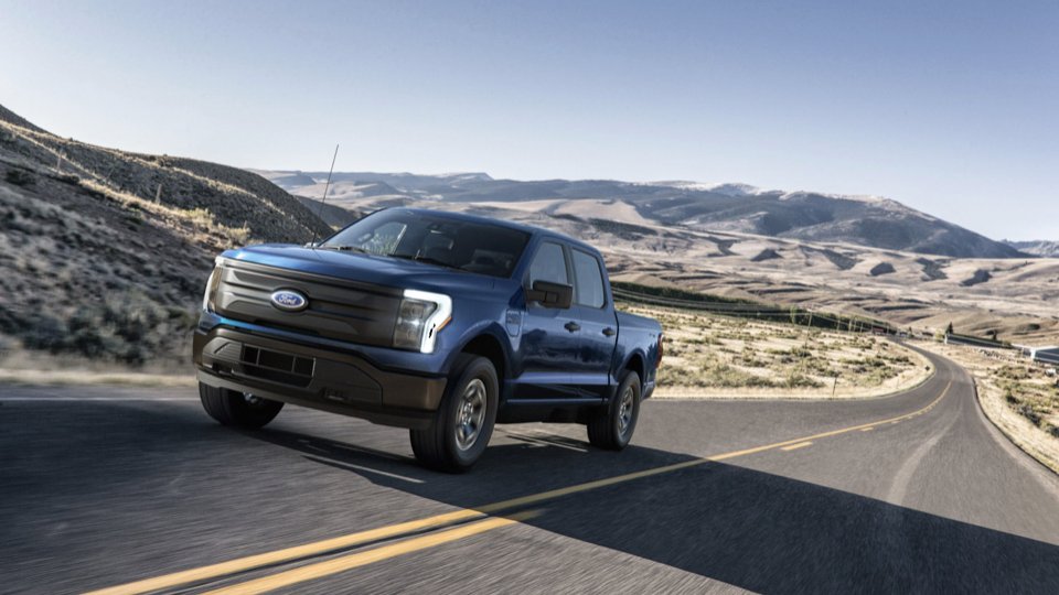 soloautos's tweet photo. Ford F-150 Lightning Pro, la camioneta de carga también se electrifica
📰➡️ https://t.co/f2H48BeHwX @FordMX #F150 #Ford #Pickup #Ev #PickupsEléctricas #LightningPro https://t.co/N46efzYhMo