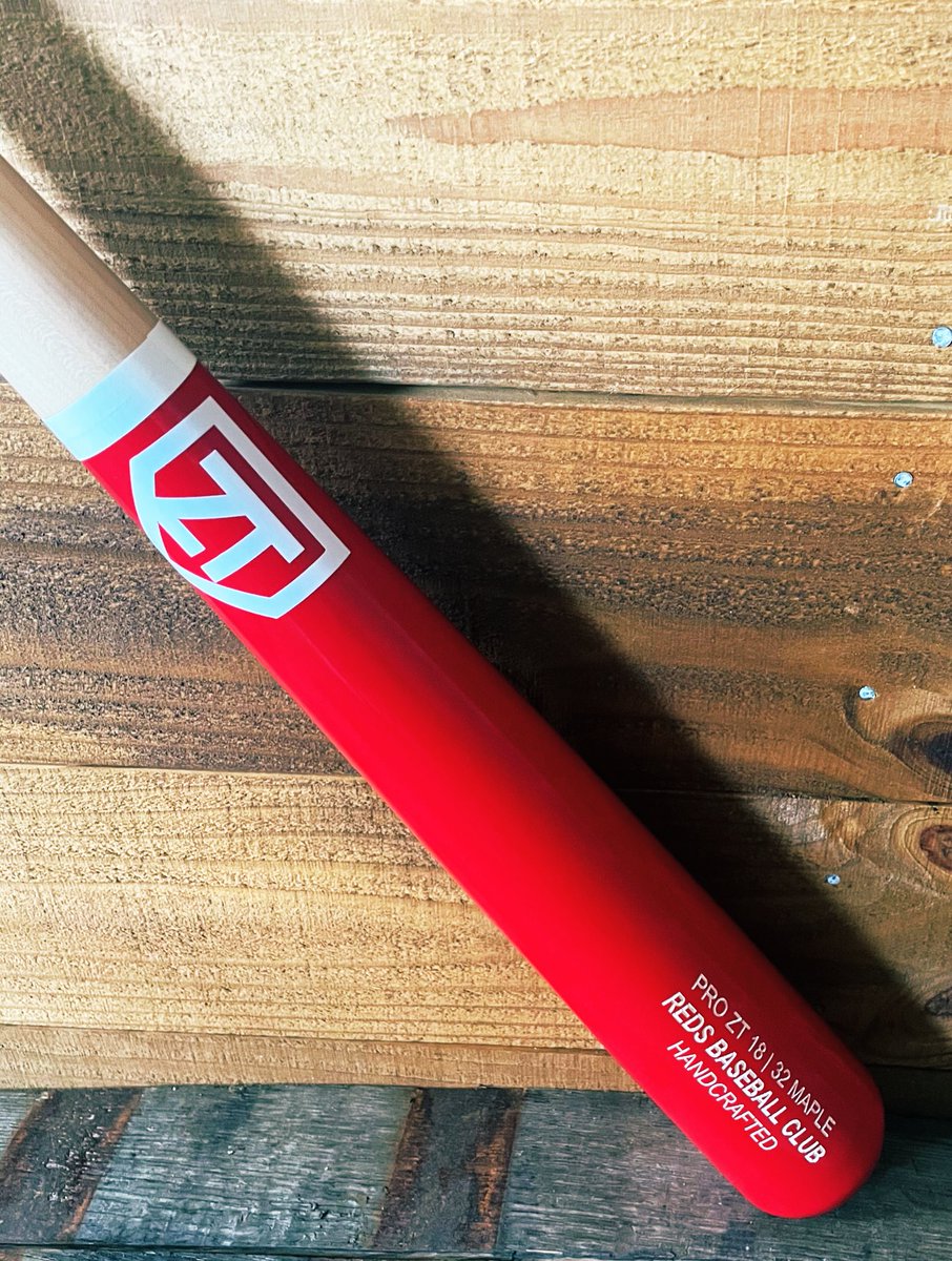 PetersLHS_HC's tweet photo. Our wood bat webpage is currently under construction. If you need a wood bat for the summer or senior gifts let me know. @Zone_Traxx https://t.co/DA48mX1AVn