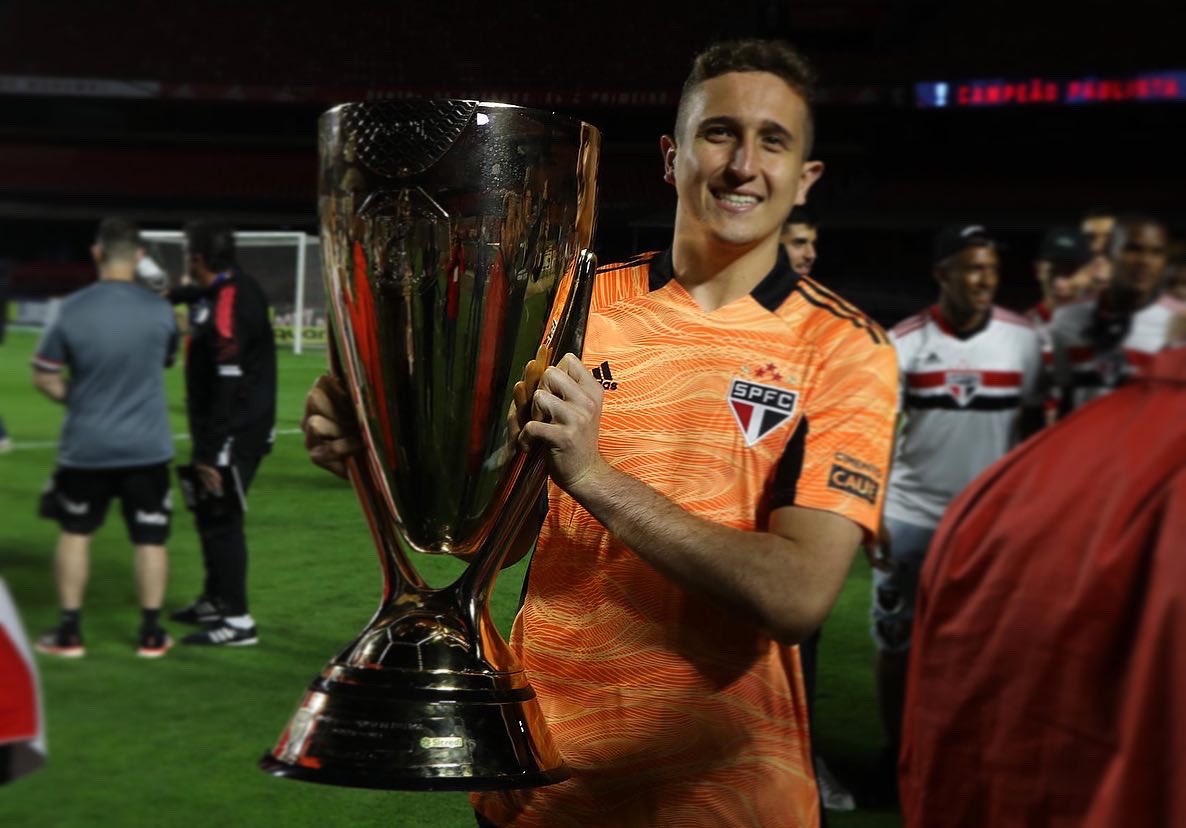 ThiagoCouto99's tweet photo. 🇾🇪🏆🙏🏻 https://t.co/o5QYncaXkM