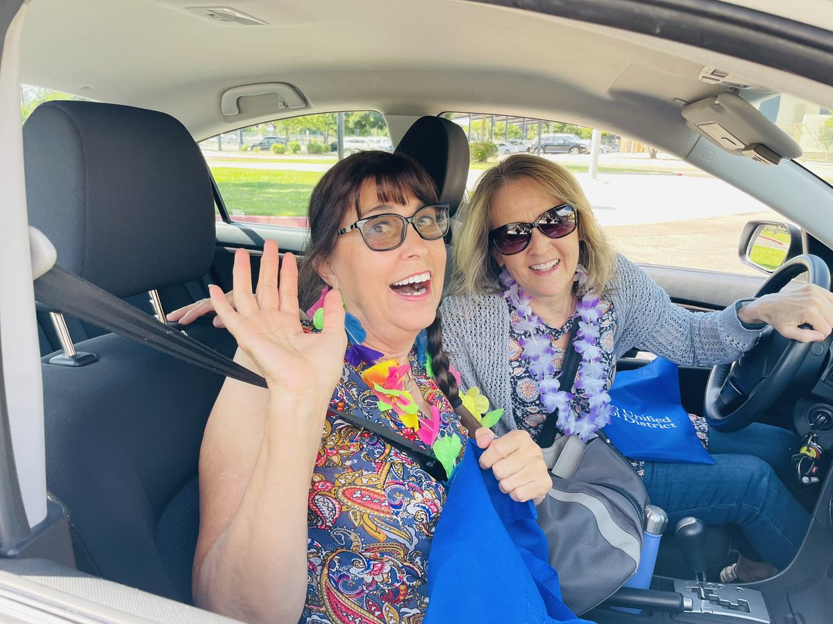 SHS_Pathways's tweet image. Congratulations to our very own SHS Teacher Academy Pat Chacon and Ag Bio Krissi Altschuler in their retirement at the end of this year! We are grateful for your service to our students, school, and community. @fresnounified @DeptFusd