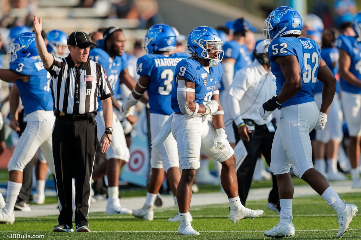 ThatBoyWebs's tweet image. EXTREMELY BLESSED TO BE RE-OFFERED BY THE UNIVERSITY OF BUFFALO!!!🐃 🔵⚪️ @CoachOjong @UBFootball @Andrew_Ivins @larryblustein @CoachRack75 @coach_aaron_89 @TheCribSouthFLA @JerryRecruiting @Rivals @UBRecruiting #UBhornUP #ALL41