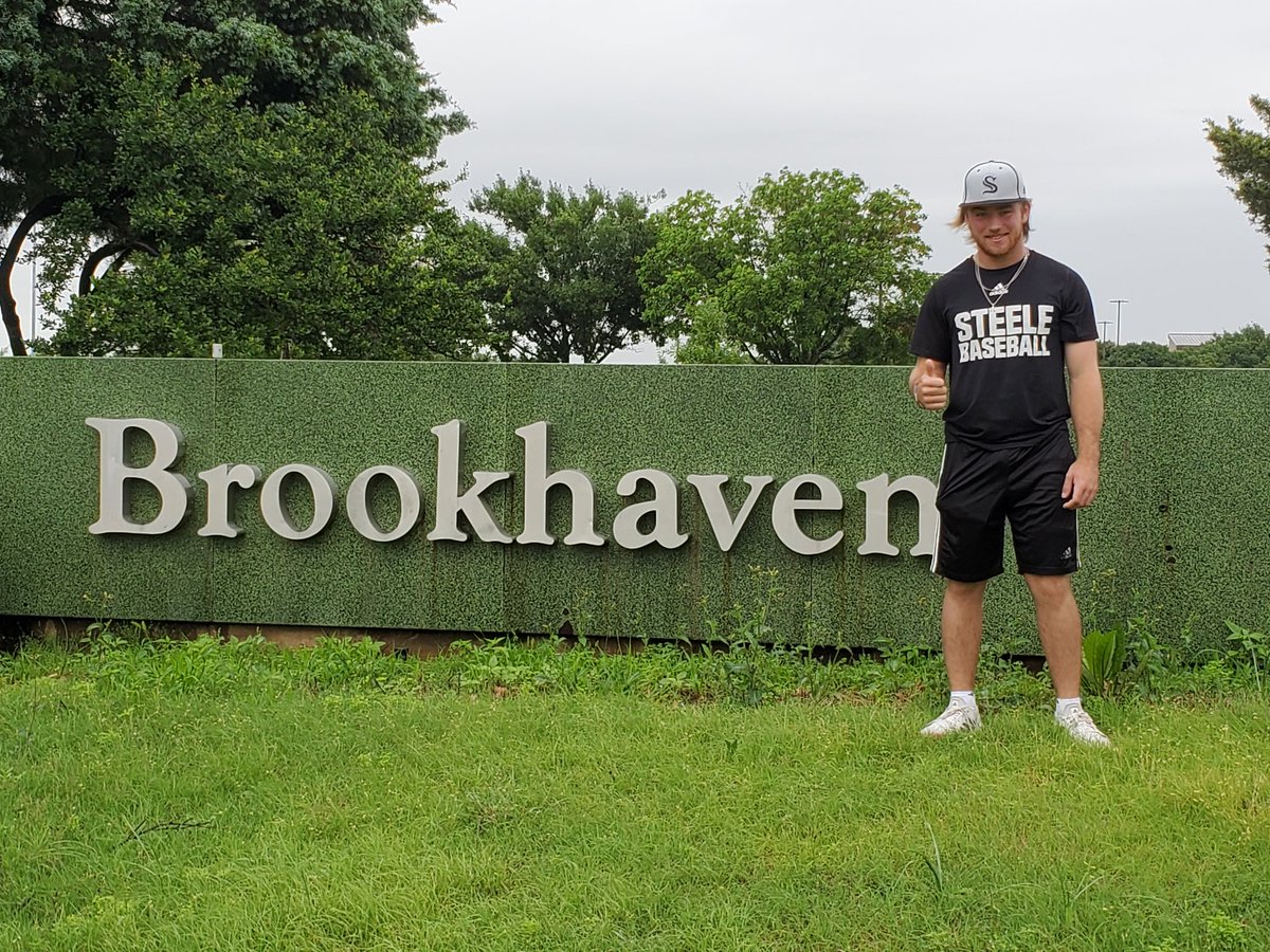 _15harper's tweet photo. Blessed and honored receive an offer from Brookhaven College in Dallas.
@haven_baseball @CoachShaqT @BaseballSteele https://t.co/FdVtGaADu5