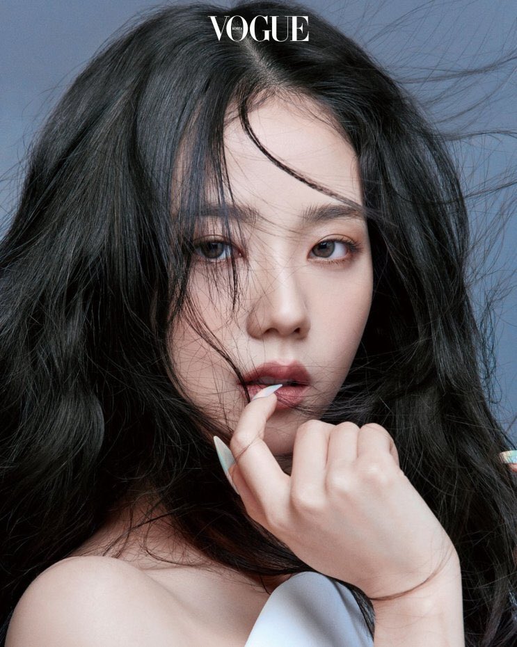jisoosjpg's tweet photo. goddess jisoo https://t.co/cBR20V25uv