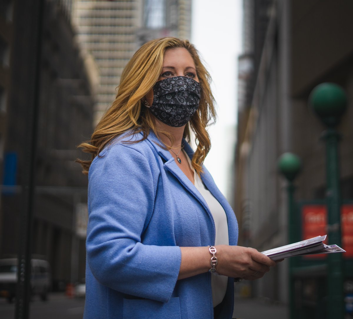 Election Day is 29 days away. In less than a month, we have the opportunity to elect a new Manhattan DA that will ensure safety on our streets and equal access to justice for all. Make a contribution today to help fuel my campaign in this final stretch.
secure.actblue.com/donate/dianafl…