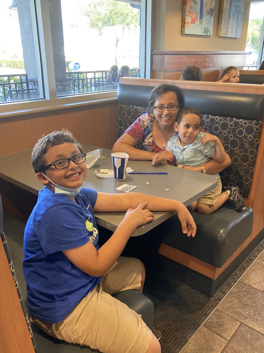 TOEBears's tweet image. @TOEBears @culvers was a success! Thank you to all our families who came out to join us tonight! #loveourTOEfamily #ThankyouCulvers