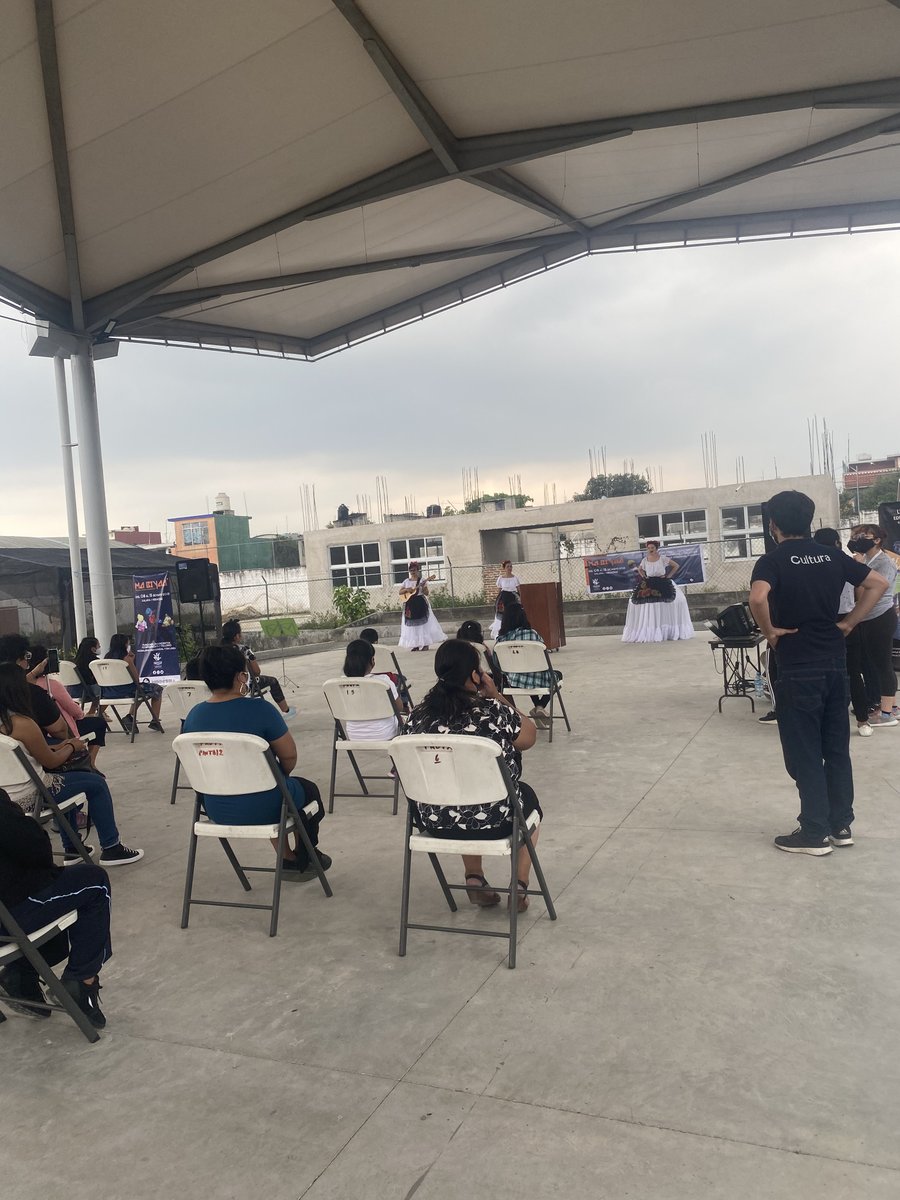 MaBiyaa's tweet photo. Muchas gracias por acompañarnos en las primeras funciones en los Centros de Gestión Comunitaria con #huasmolecorp
Estuvimos en El Moral y en el Arroyo Blanco.
#mabiyaa #bicui #mabiyaa7años #ArteyCulturaParaTodos #Xalapa #centroscomunitarios #yabaileyadance #huasmolecorp https://t.co/izenHUZ1dr