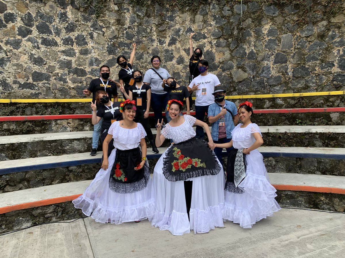 MaBiyaa's tweet photo. Muchas gracias por acompañarnos en las primeras funciones en los Centros de Gestión Comunitaria con #huasmolecorp
Estuvimos en El Moral y en el Arroyo Blanco.
#mabiyaa #bicui #mabiyaa7años #ArteyCulturaParaTodos #Xalapa #centroscomunitarios #yabaileyadance #huasmolecorp https://t.co/izenHUZ1dr
