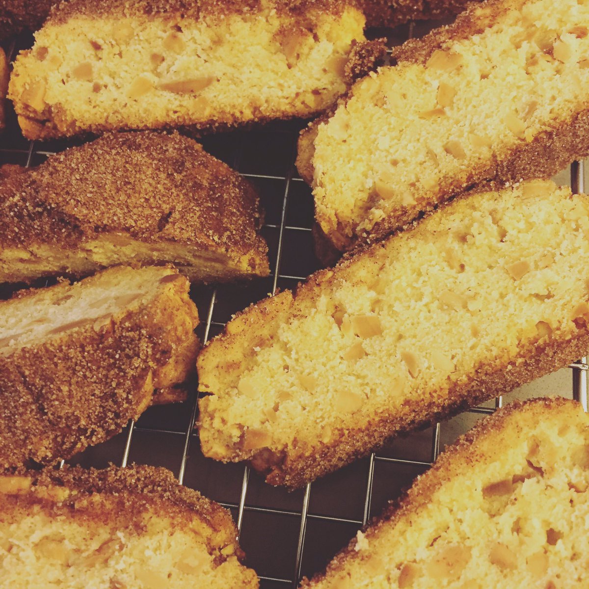 gotobread's tweet photo. Claire Saffitz’s Aunt Rose’s Mondel Bread https://t.co/OmxKu71B6y